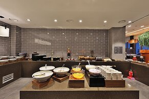 Camphortree Hotel & Resort
