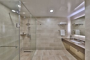 Camphortree Hotel & Resort
