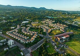 Camphortree Hotel & Resort