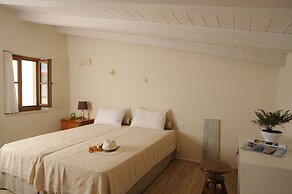 Veranda Rossa Suites