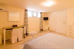 Athena Villas Olive Grove & Estate