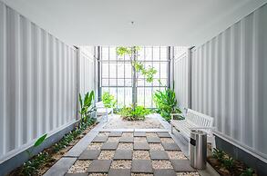 The Box Residence