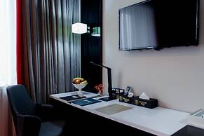 Mildom Premium Hotel