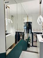 Mildom Premium Hotel