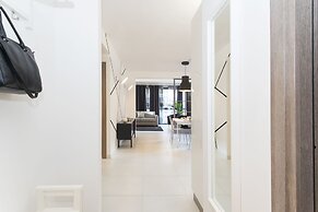 SkyTower - The Right Space