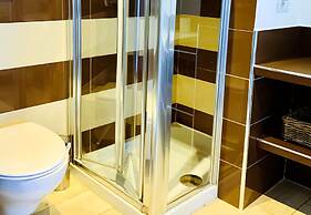 SkyTower - The Right Space