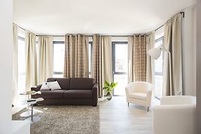 SkyTower - The Right Space