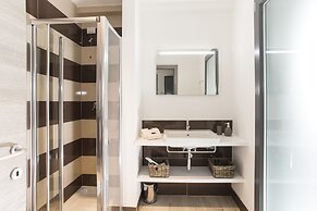 SkyTower - The Right Space