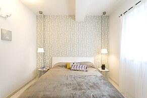 SkyTower - The Right Space