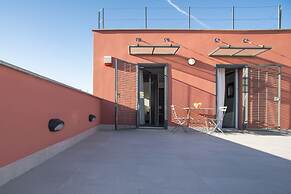 SkyTower - The Right Space