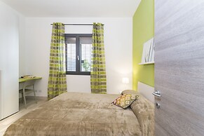 SkyTower - The Right Space