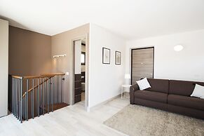 SkyTower - The Right Space