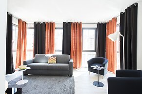 SkyTower - The Right Space