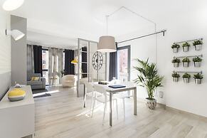 SkyTower - The Right Space