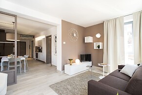 SkyTower - The Right Space