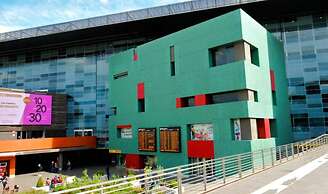 SkyTower - The Right Space