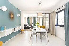 SkyTower - The Right Space