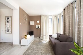 SkyTower - The Right Space