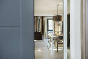 SkyTower - The Right Space