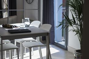 SkyTower - The Right Space