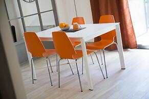 SkyTower - The Right Space