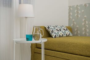 SkyTower - The Right Space