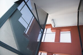 SkyTower - The Right Space