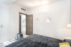 SkyTower - The Right Space