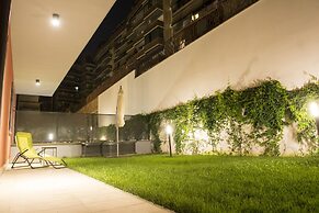 SkyTower - The Right Space