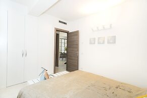 SkyTower - The Right Space