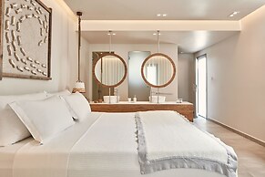 18 Grapes Hotel