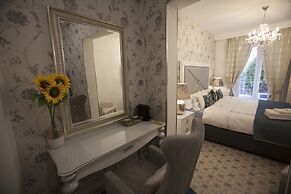 Hostal Boutique Palace - Adults Only