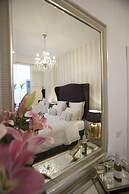 Hostal Boutique Palace - Adults Only