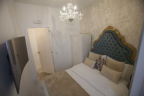 Hostal Boutique Palace - Adults Only