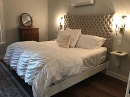 Chateau Rooms