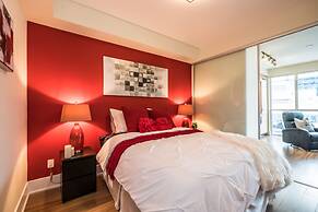 QuickStay - Ultra Luxury on Front St. (Union Station)