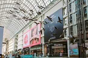 QuickStay - Ultra Luxury on Front St. (Union Station)