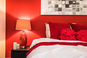 QuickStay - Ultra Luxury on Front St. (Union Station)