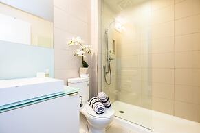 QuickStay - Ultra Luxury on Front St. (Union Station)