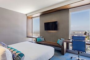 Aloft Montevideo Hotel by Marriott