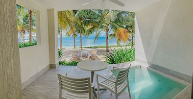 Izla Beach Front Hotel