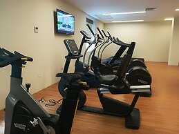 Izla Beach Front Hotel