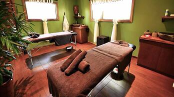 Paradise Cove Resort