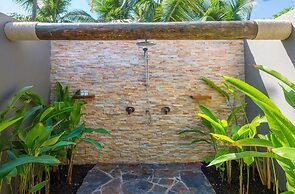 Paradise Cove Resort