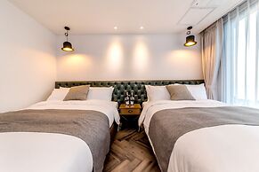 Jeju Marevo Beach Hotel