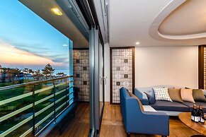 Jeju Marevo Beach Hotel