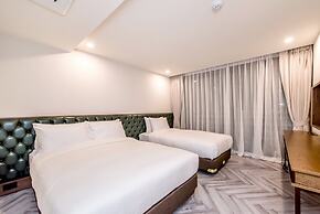 Jeju Marevo Beach Hotel