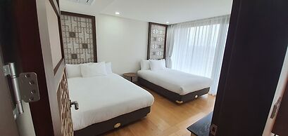 Jeju Marevo Beach Hotel