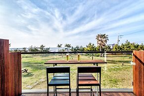 Jeju Marevo Beach Hotel