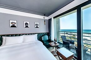 Jeju Marevo Beach Hotel